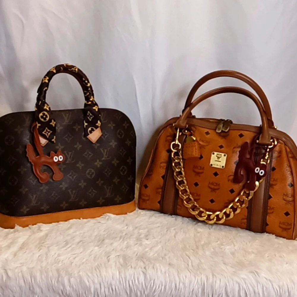 Cat Kitten Faux Leather Keychain Bag Charms - Picture 13 of 17